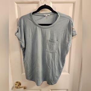 Cable & gauge light blue shirt size large with button detail